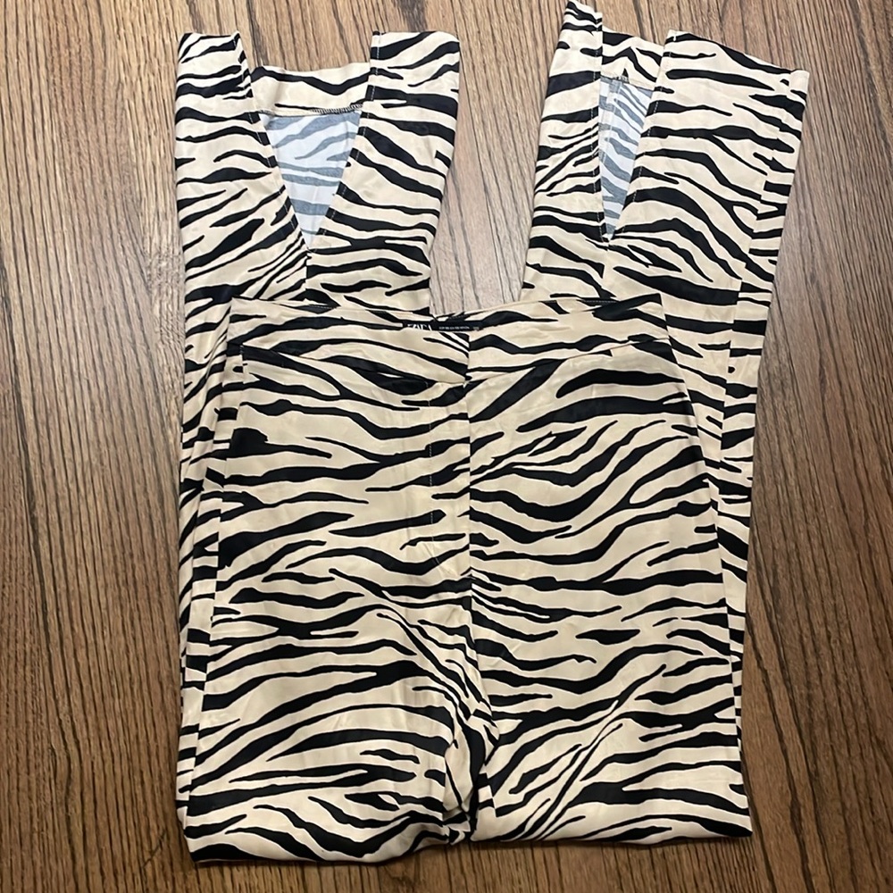 Zara zebra print pants NWOT high waisted - Picture 4 of 5